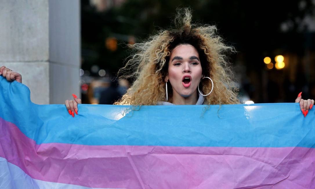 Pessoas trans são alvo de exclusão e violência crescente no Brasil